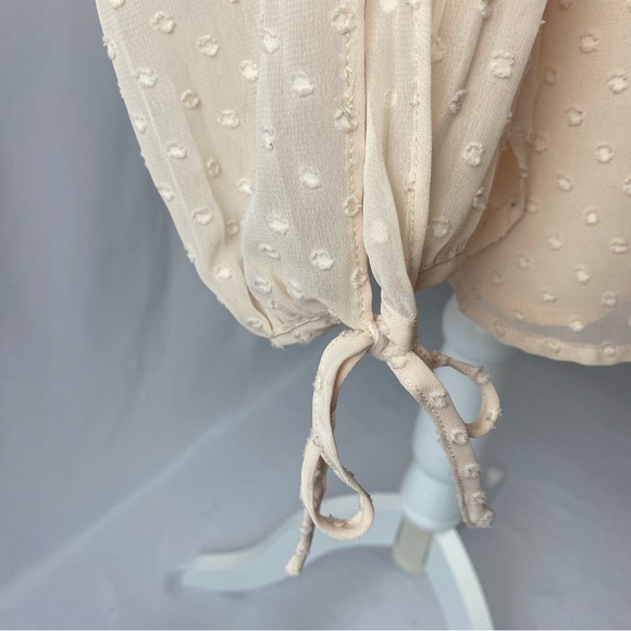 The Limited Peach Polka Dot Blouse with Side Slit Shoulders, Size 2X. - Picture 2 of 9